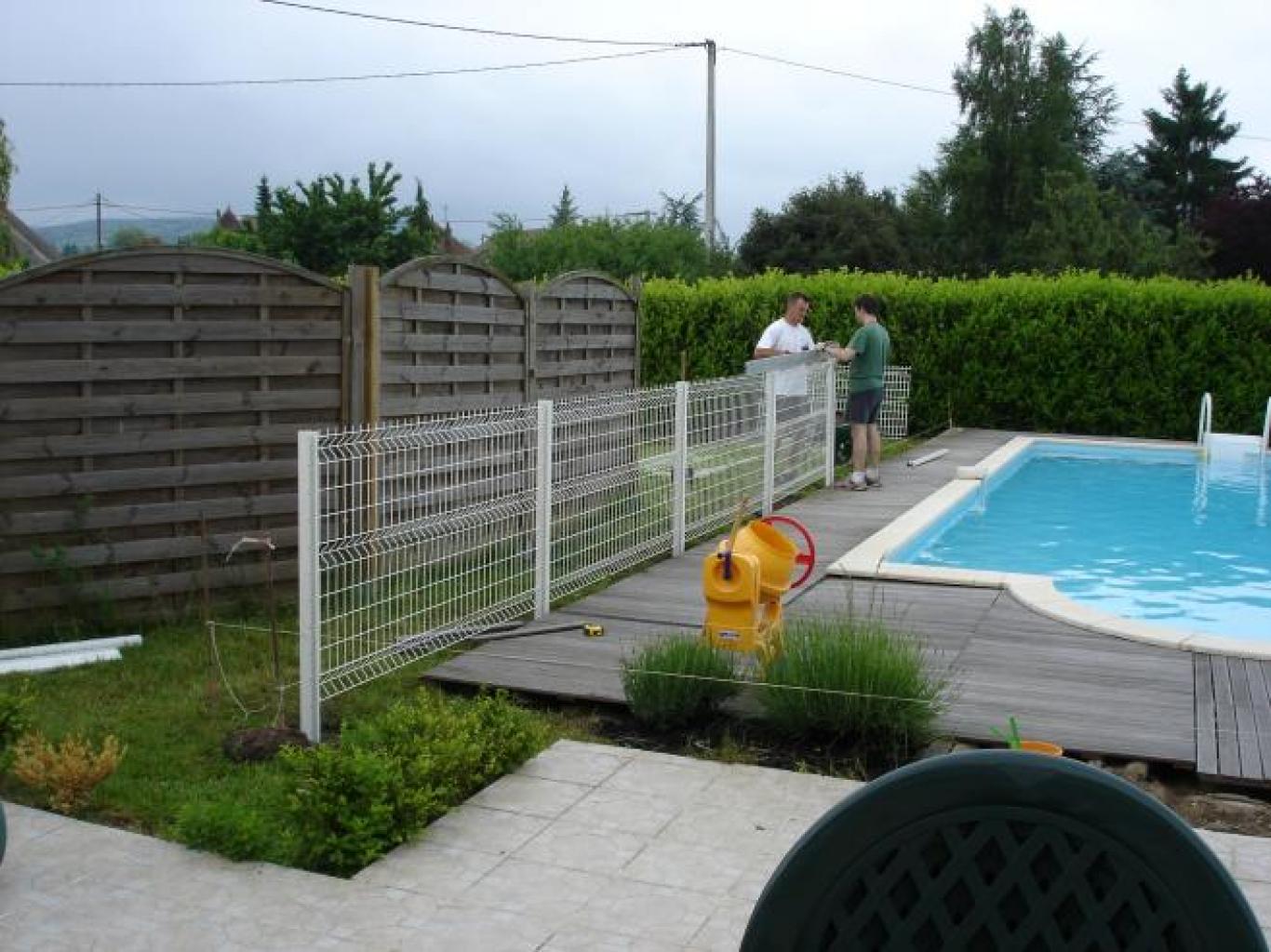 Clôture de protection d'une piscine